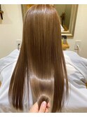 ハイトーンミルクティーベージュ