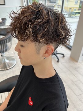 ロンド クラン 岡崎(Lond Clan) ツイストパーマ/ツイストスパイラル/ハイライト/メッシュ