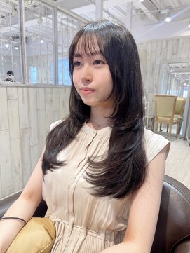 レイラバイアフロート 吉祥寺(Lila by afloat) レイヤーカット／グレージュアッシュ/ウルフカット20代30代40代