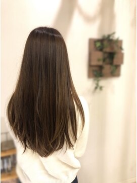 アイディアー スタジオコウベ(i-Dear studio Kobe) ナチュラルロングレイヤー