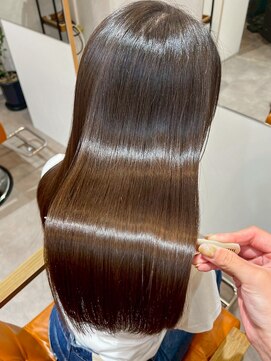 ベルン(bern) @bern_riwa 髪質改善トリートメント