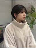暗髪ショート