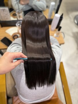 ルート 南堀江(route) ビターチョコ/髪質改善/艶髪/縮毛矯正/前髪カット/南堀江