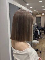 アンダーバーホワイト 広島 並木店(_WHITE)&nbsp;ミルクティー/グレージュ/ブリーチあり/ケアブリーチ/ハイトーン