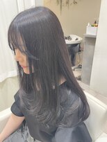 メゾンe.m.a(MAISON e.m.a)&nbsp;小顔美人◎顔周りレイヤーカット×ストレートロング