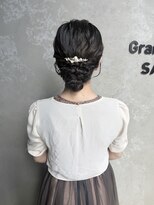 コトナ(kotona)&nbsp;【パーティーヘアアレンジ】渋谷早朝営業シニヨンカチモリお団子