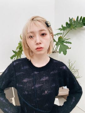 ベルベチカ(Belvetia) ハイトーンベージュ