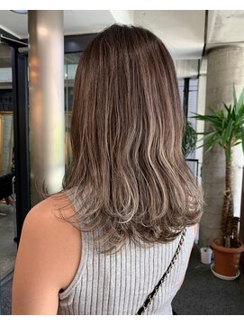 レブ 四条烏丸(Reb,) ハイライト/グレージュ