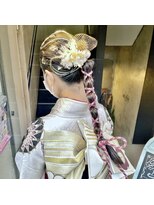 ブーミー(Bor mee)&nbsp;【bormee】個性派　クール派　タイト組紐ポニーテール♪