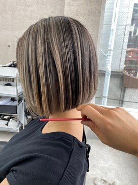 イキ 表参道(iki omotesando) モード/無造作ウェーブ/大人ガーリー[表参道駅]