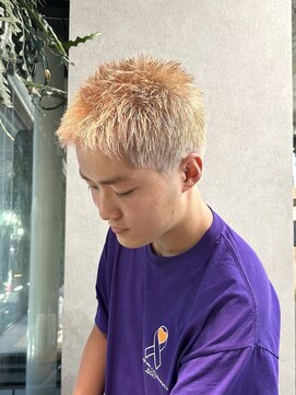 ゼスト クレス(ZEST Cres) 【立川CRESまなと】ベリーショート×ホワイトベージュ