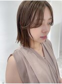 ぱつんとボブ×ベージュカラー
