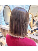 リリー(RILLY)&nbsp;切りっぱなしボブ