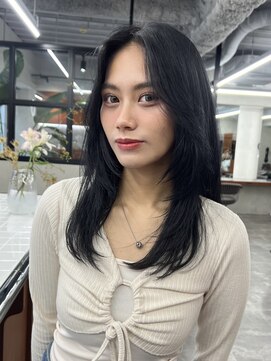 ニコ トウキョウ 渋谷(nico TOKYO) セミロングレイヤーカット前髪無しレイヤー顔周りレイヤーブルベ