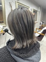 リアン(Lien) 外国人風極細ハイライト×アッシュグレー/透明感抜群！赤味なし