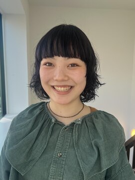 ナループロア ハチ(Nalu pu loa hachi) ボブパーマ/ワイドバング/レイヤーボブ/ダークパープル