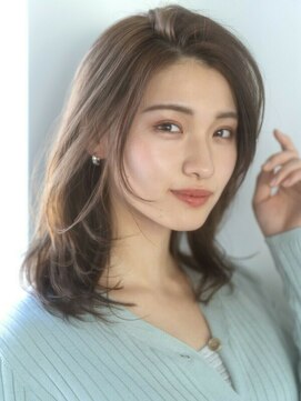 エミュ 表参道 青山(emu) 【emu井上信洋】ナチュラル丸みレイヤーでゆるくびれ【エミュ】