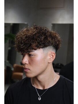 【SKILL】メンズカット/パーマ/ブリーチ/眉毛/フェザーショート