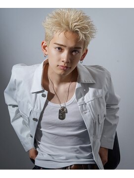 アストラ(ASTRA) MEN’S HAIR/波巻きツイストスパイラル/リバースセンターパート