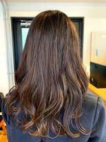 ヴェイン(VEIN)&nbsp;抜け感ハイライトセミロング