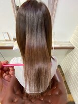 ファミーユ(famille)&nbsp;<famille>髪質改善+モイスチャーカラー