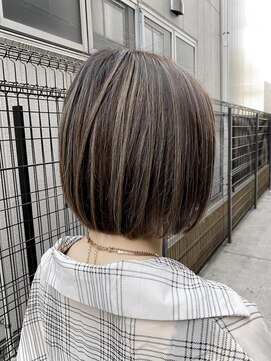 ブリッツレボルト(BLITZ R EVOLUT) ボブ×コントラストハイライト【柏/柏駅】