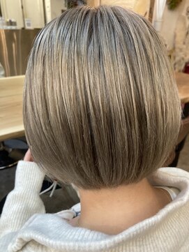 ヘアスタジオニコ(hair studio nico...) ハイトーンショート