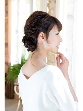 リノヘアー 上板橋(LINO HAIR) 上板橋駅北口徒歩3分♪編み込み×ねじりルーズアップ