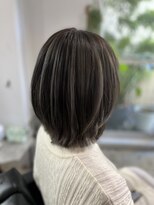 ツムグ 代官山店(TUMUGU) 30代40代50代透明感ダークアッシュ白髪染め外ハネミディアム