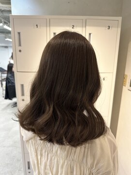 ムク 新宿(muc) ナチュラルオリーブべージュ