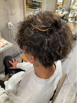 パダ(PADA) ツイストスパイラルパーマ♪