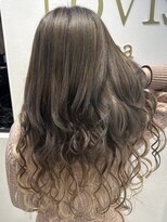 ラビスモア(Lovis moa)&nbsp;切りっぱなしボブ/ピンクブラウン/エアリーロング/美髪のススメ