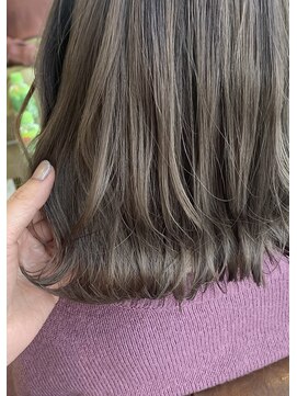 デコラロジィ 川越(DECORA rojii) 赤みを抑えて透明感☆ベージュカラー【川越/本川越】