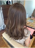 セミロングレイヤー&マットブラウンカラー
