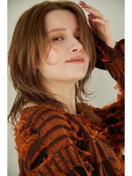 リトバイプティパ(Lit by petit-pas) レイヤーカット オレンジブラウン オレンジベージュ