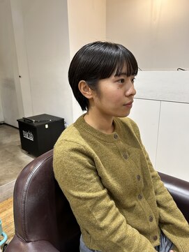 ルッツ(Lutz. hair design) 25.11.17耳掛けショート[犬山良慈]