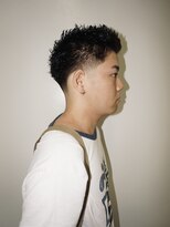 メリケンバーバーショップ トーキョー(MERICAN BARBERSHOP TYO) BURGスパイキーショートテーパーフェードスキンフェードパーマ
