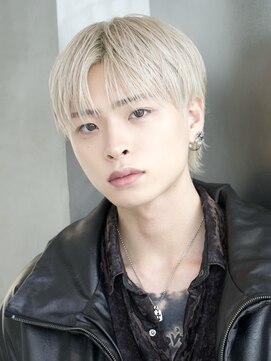 エイド 本店(aid) ハイトーンミルクティーベージュショートセンターパート