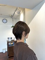 シーン(scene)&nbsp;まろやかなカラーに。女性らしさたっぷりのショート。