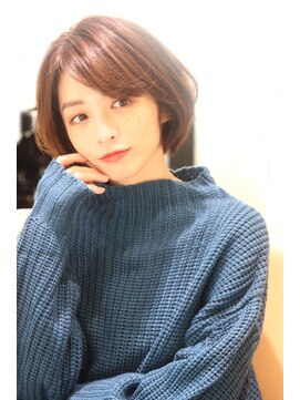 レウナ 外苑前(Reuna) 30代40代人気 お手入れ簡単丸みが可愛いボブ