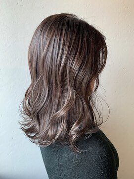 ニィー バイ ディコ(nii by Dico) ハイライトラベンダーグレージュ☆みの色