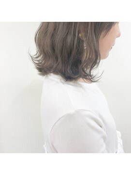 ガーランドウメダ(Garland umeda) アディクシーカラー＿ナチュラルロブ＿00054