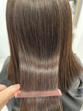 エスカーラ 表参道(THE ESCALA) @m_ayu/ココアベージュ/グレージュカラー/タビラマユミ