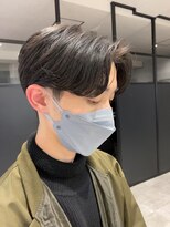 アンダーバーホワイト(_WHITE)&nbsp;ショートセンターパート