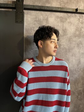 カーニー 上野(kearny) アップバング/ツーブロックマッシュ/波巻き[上野駅]