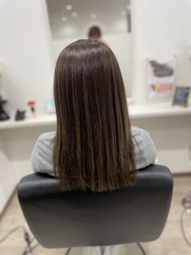 バンビ 坪井店(Bambi) モカラベージュ