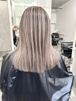 レディアル 大宮(REDEAL ope.) ホワイトバレイヤージュ