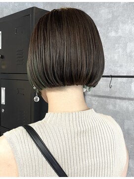 イデアル(Ideal) ボブ/ミニボブ/切りっぱなしボブ/外ハネ/外ハネボブ/前下がり