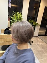 トラッド(TRAD) ショートボブ×ミルクティーカラー