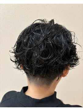 シャンプーボーイ 刈り上げ女子